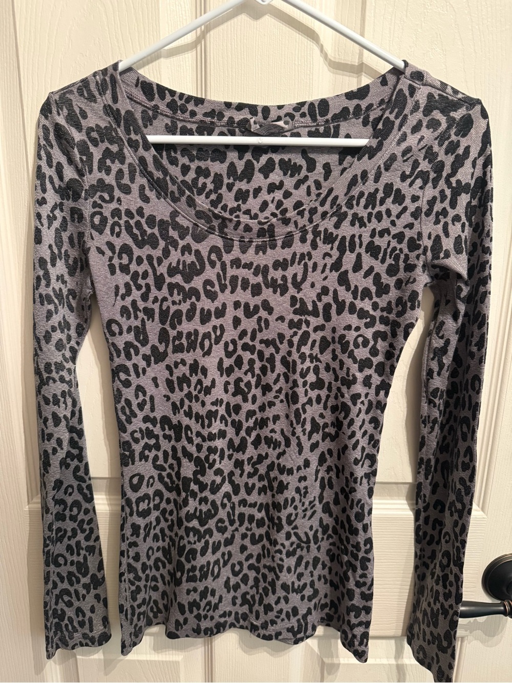 Michael Stars Black & Gray Leopard Print Long Sleeve Top